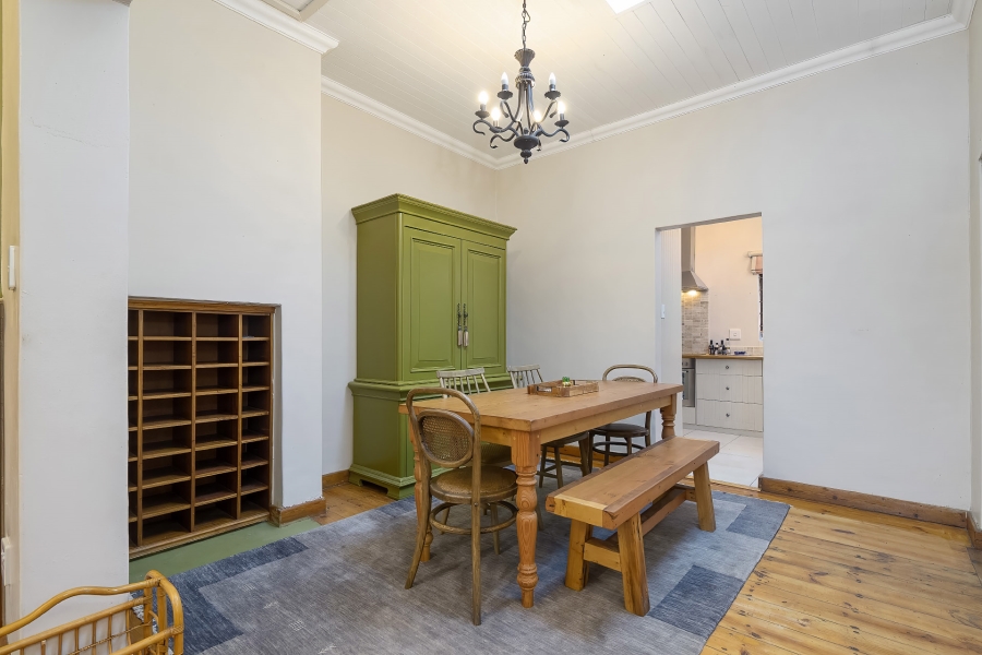2 Bedroom Property for Sale in Claremont Western Cape